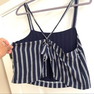 Lottie Moss PacSun top small